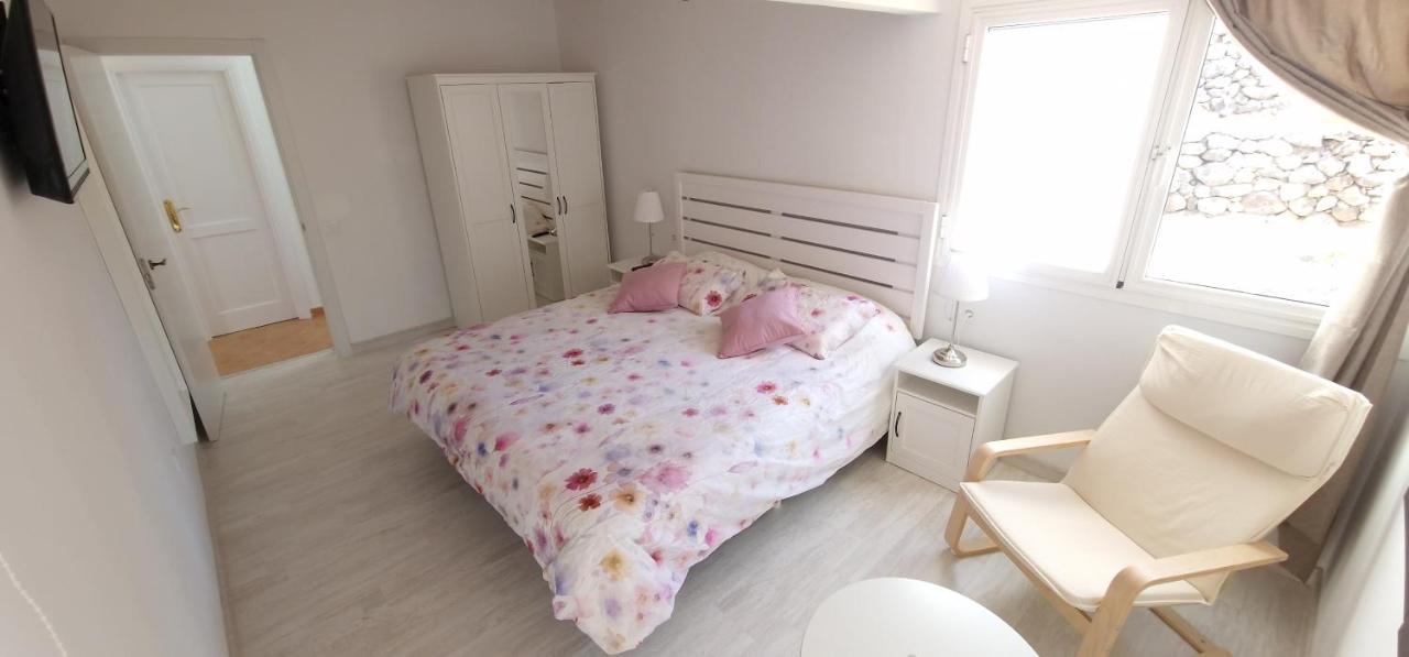 فيلا Casa Geminis, Relax, Sol Y Jacuzzi تاراخاليخو المظهر الخارجي الصورة